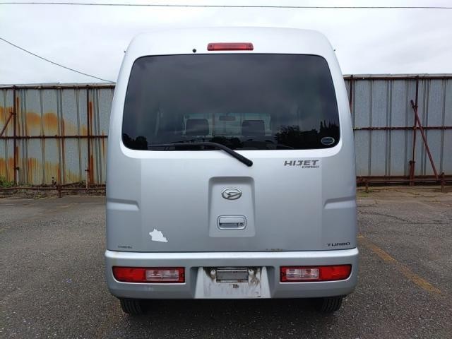26521676_carP_l_4.jpg