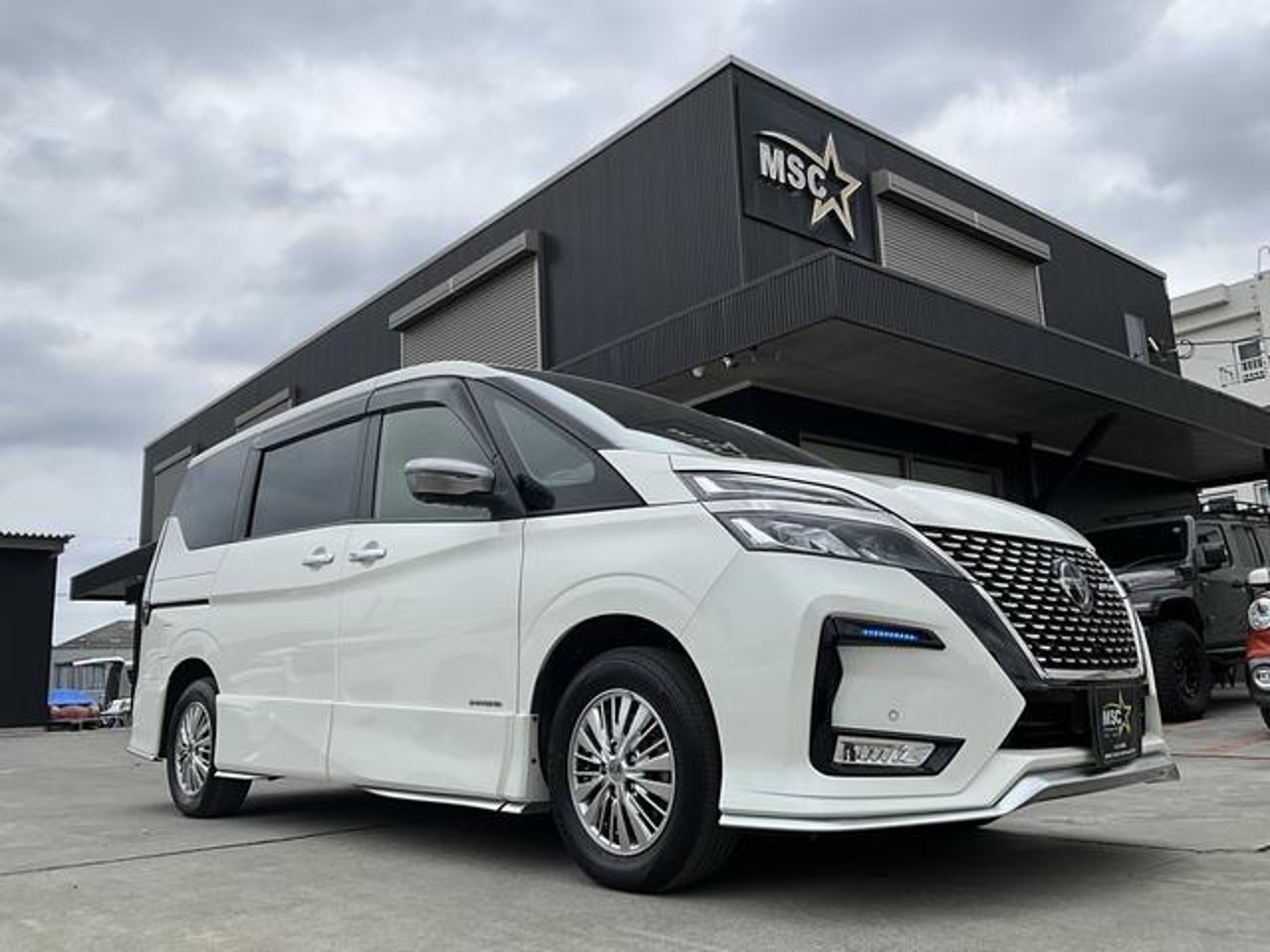 2022 Nissan Serena Standard for sale in Kenya