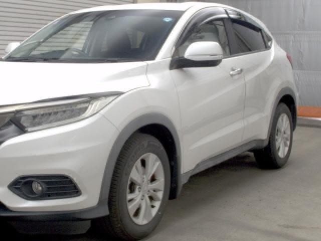 26215240_carP_l_4.jpg