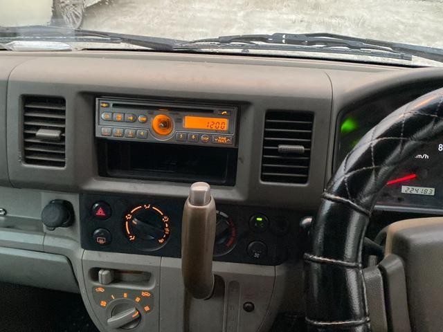 0403992A30260725W00404.jpg