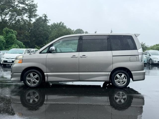 0541528A30260906W00407.jpg