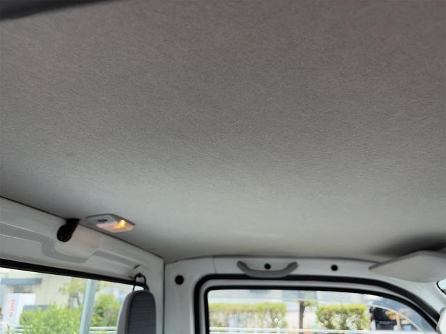0602550A30260619W00111.jpg