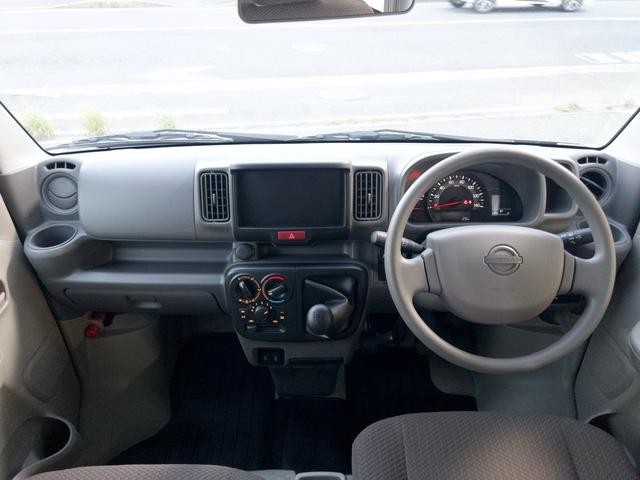 0708930A30250808W00218.jpg