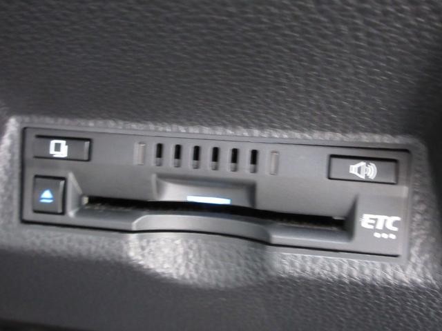 0541410A30260912W00111.jpg