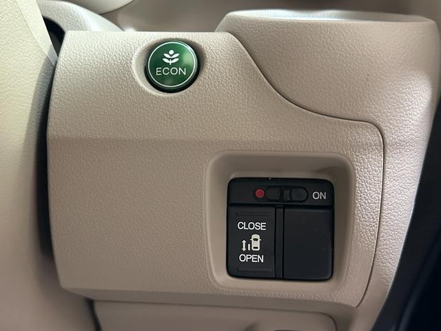 0509824A30260827W00508.jpg
