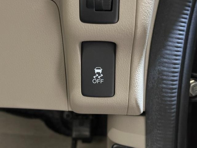 0509824A30260827W00519.jpg