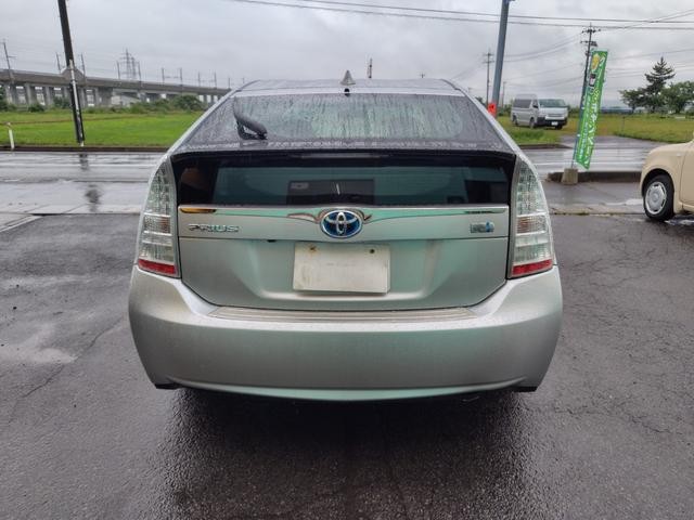 0903615A30260712W00102.jpg