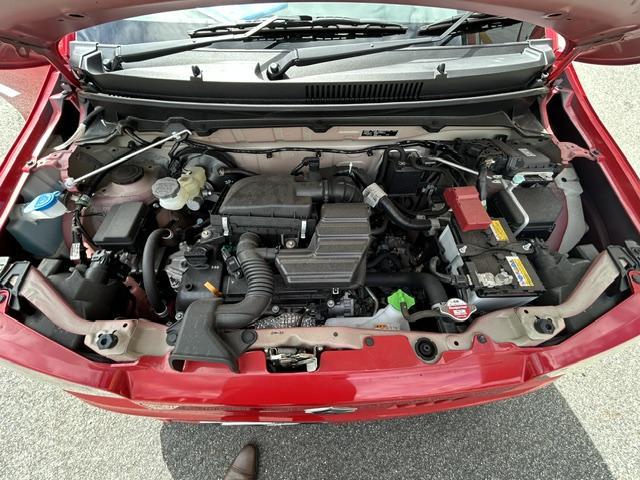 0208323A30260608W00113.jpg