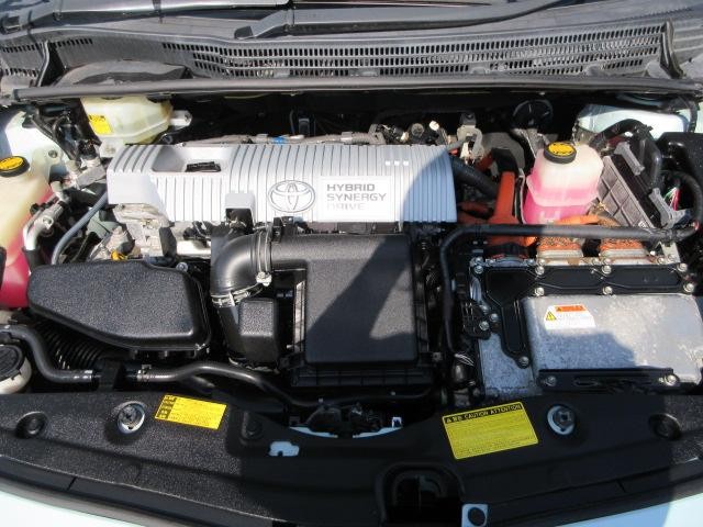 0530132A30260819W00111.jpg