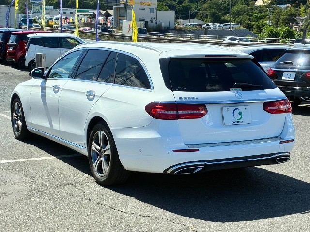 efb8fcc32154e61cddfa6989e97f5577.jpg