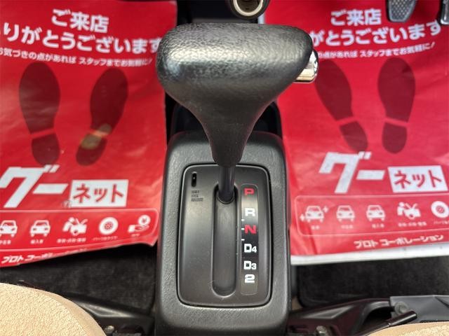 0900605A30260622W00118.jpg
