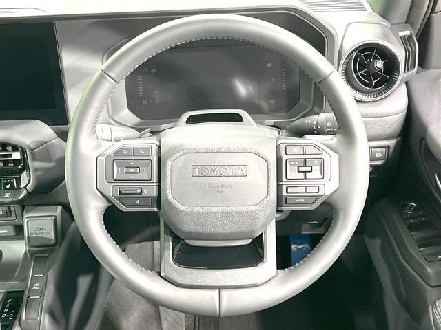 8e7889abc36788601ca0bb0bdb17027f.jpg