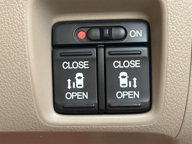 0900605A30260706W00117.jpg