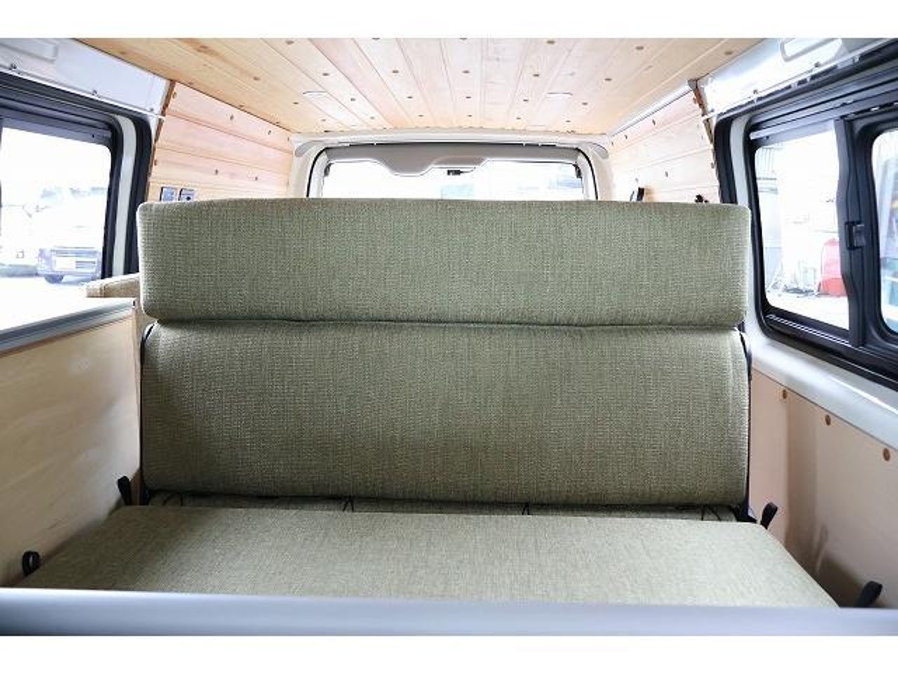 2025 Toyota Hiace, photo 1 of 1