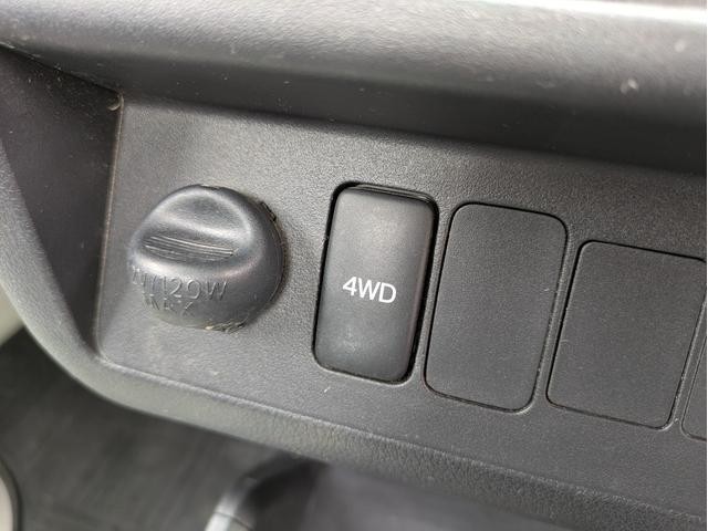 0940058A30260612W00112.jpg