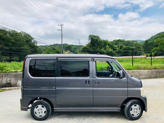 0703556A30260708W00308.jpg