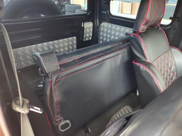 0560191A30260803W00115.jpg