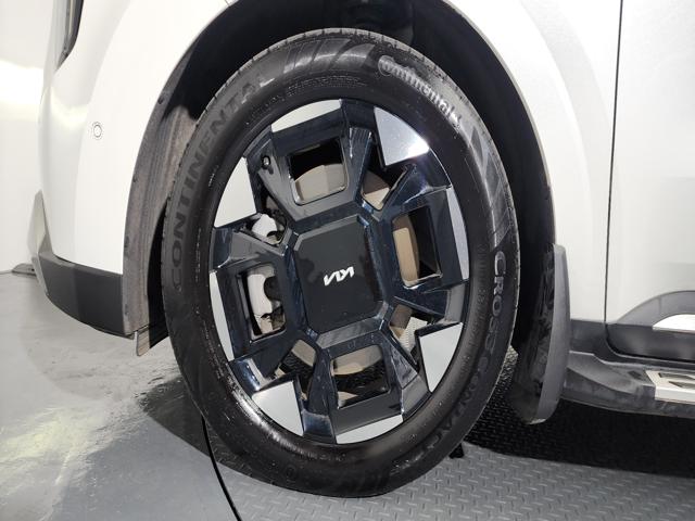 f1e449473fca3ba2c7264f9482c7953f.jpeg