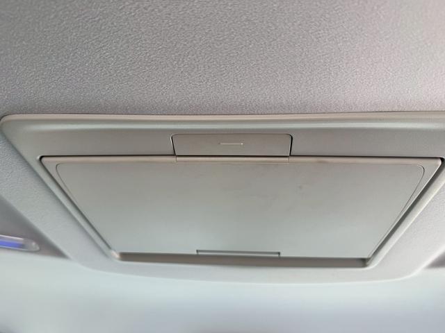 0709137A30260718W00318.jpg