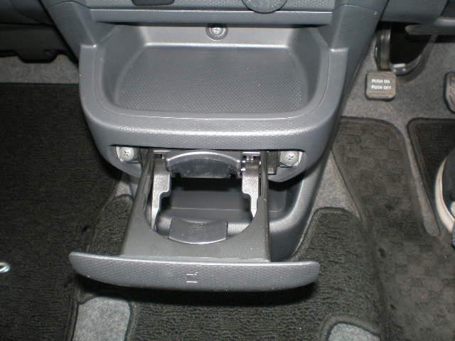 0500943A30260828W00111.jpg