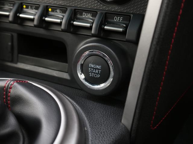 0509625A30260925W00215.jpg