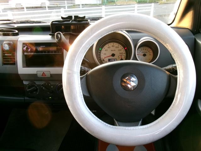 0208874A30261011W00113.jpg