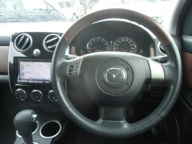 0560140A30260829W00715.jpg