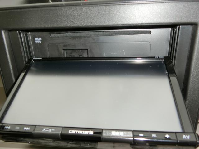 0802824A30260706W00105.jpg