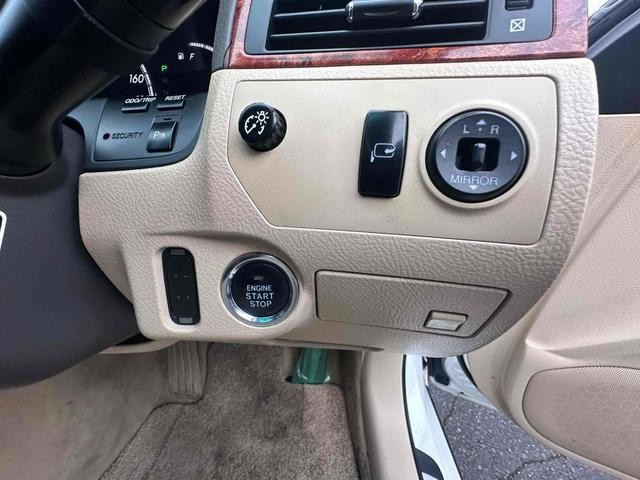 0404634A30261006W00407.jpg