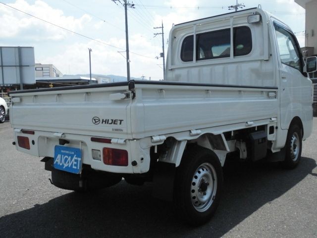 c70eb68ee2be5287bd31dba639301063.jpg