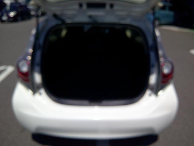 1030075A30260530W00117.jpg