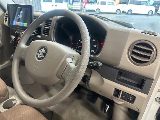 1001900A30260521W00219.jpg