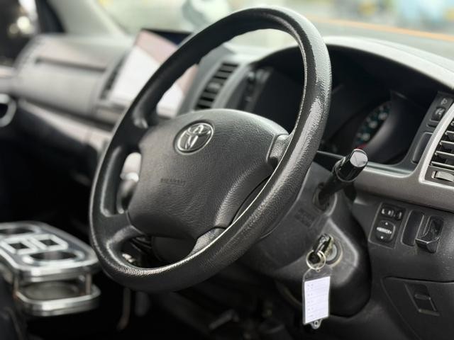 0541619A30260930W00315.jpg