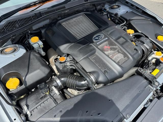0561441A30260610W00116.jpg