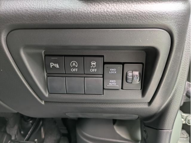 0500101A30260717W00117.jpg