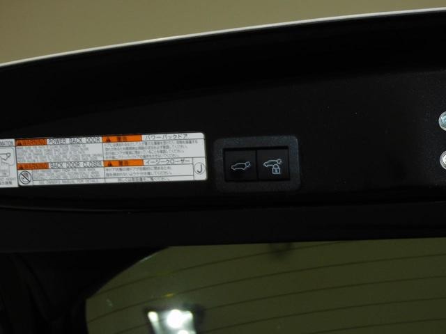 0301610A30260910W00102.jpg
