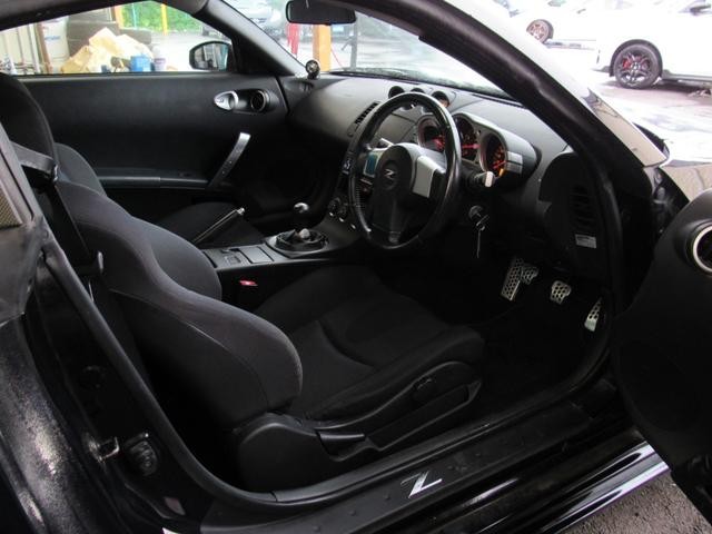 0560435A30260906W00213.jpg