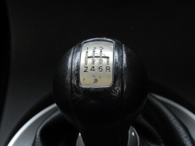 0560435A30260906W00219.jpg