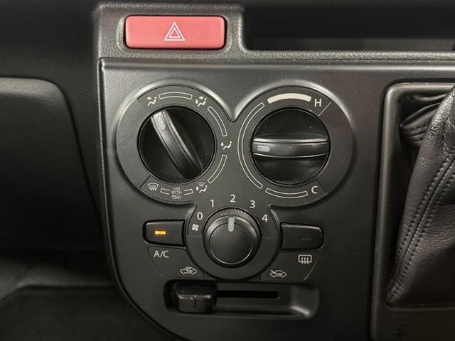 0503612A30260828W00612.jpg