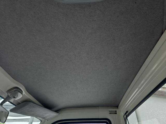 0804908A30260622W00108.jpg