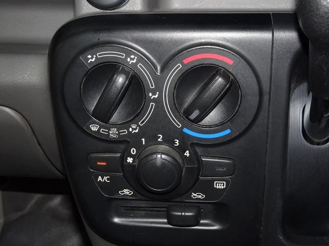 0551465A30260712W00217.jpg