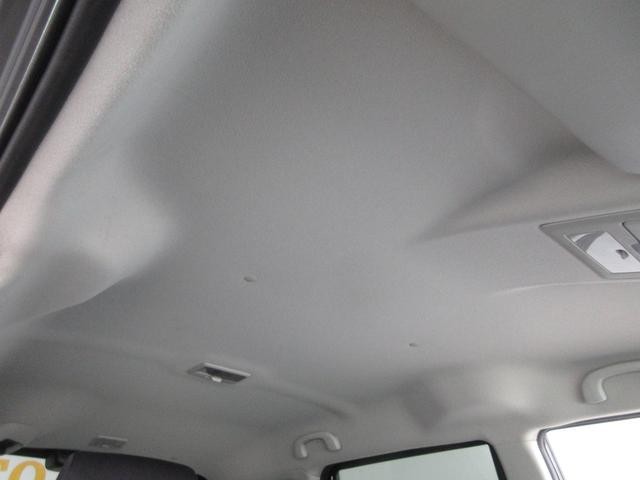 0803384A30261003W00217.jpg