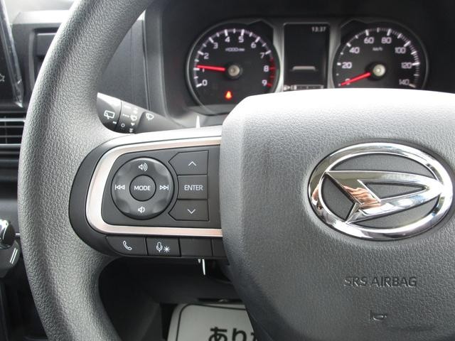 0910064A30261014W00109.jpg