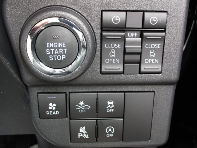 0910064A30261014W00118.jpg