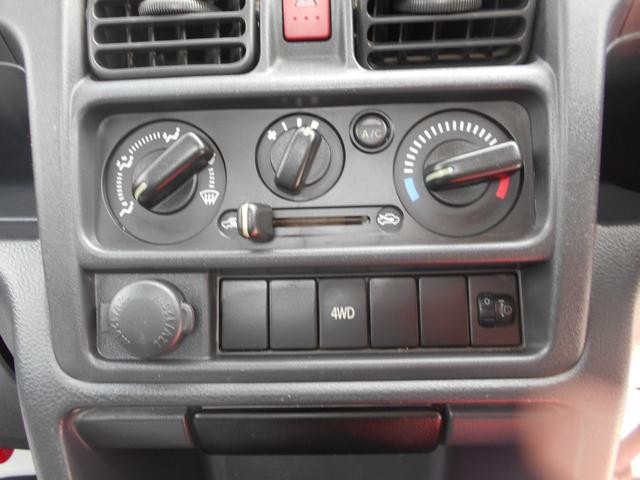 0910040A30260808W00216.jpg