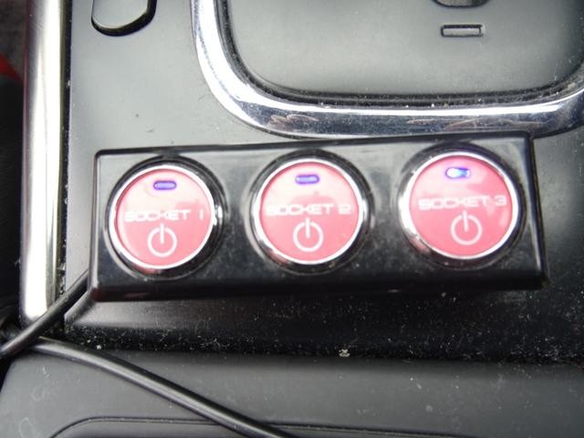 0403642A30230121W00811.jpg
