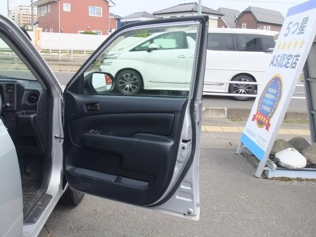 0903842A30260612W00213.jpg