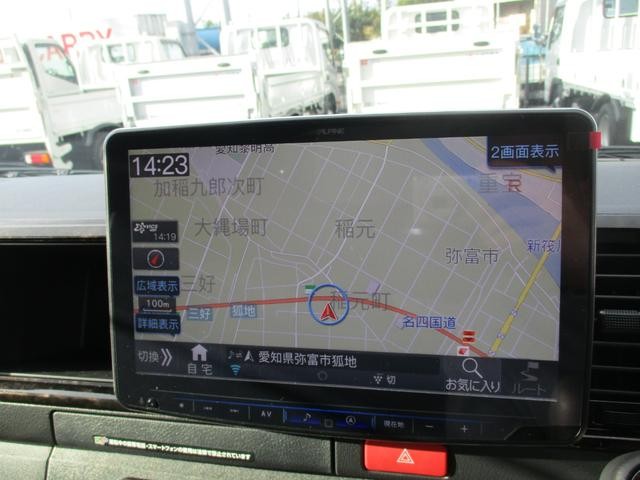 2507066A30260817W00214.jpg
