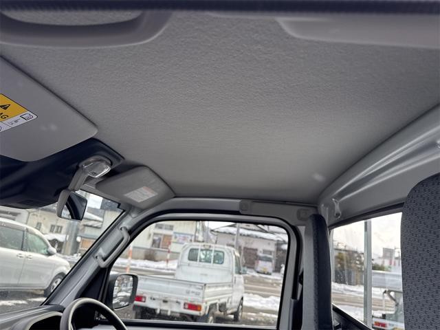 0903974A30260206W00118.jpg