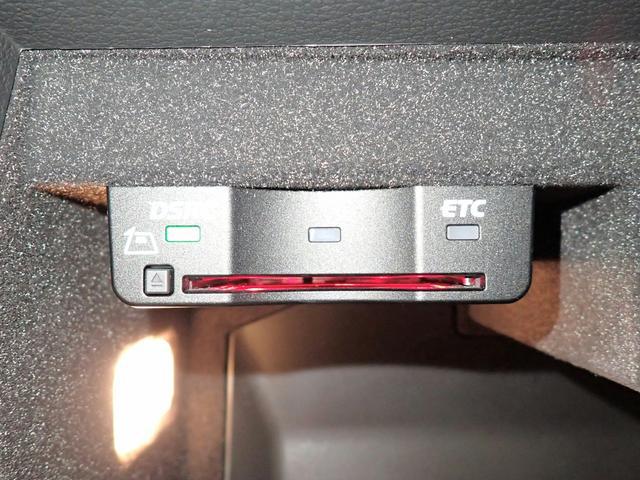 0201999A30260614W00106.jpg